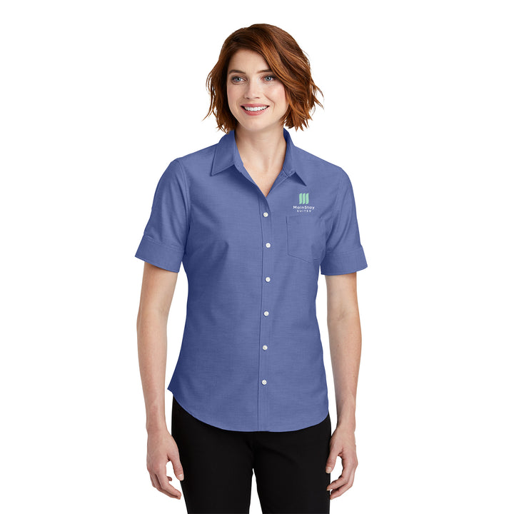 Super Pro Oxford para mujeres - MainStay Suites
