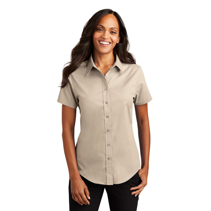 Women's Short Sleeve Easy Care Shirt - Red Lion Inn & Suites