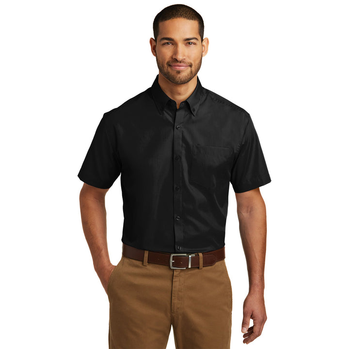 Men's Short Sleeve Carefree Poplin Shirt - Red Lion Inn & Suites