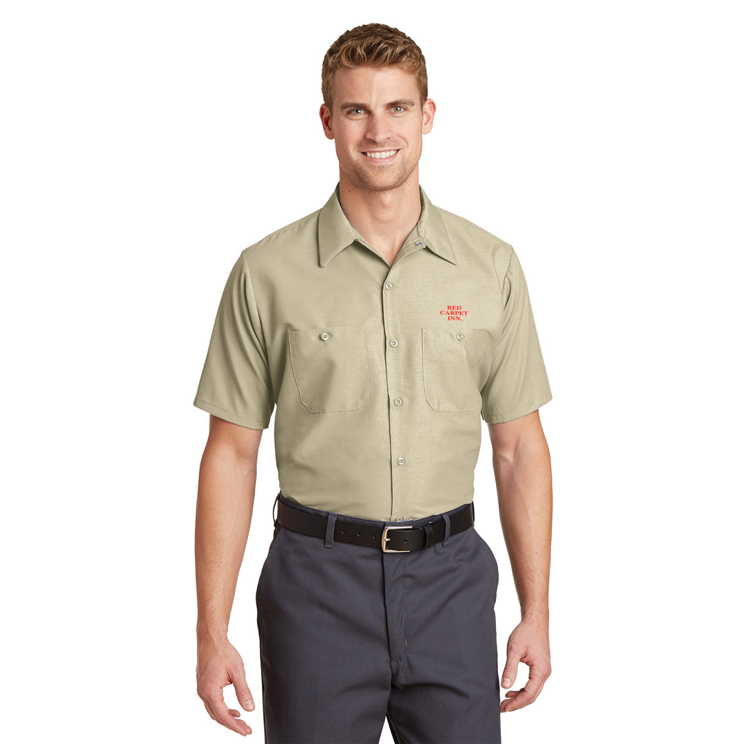 Men's Short Sleeve Work Shirt - Red Carpet Inn