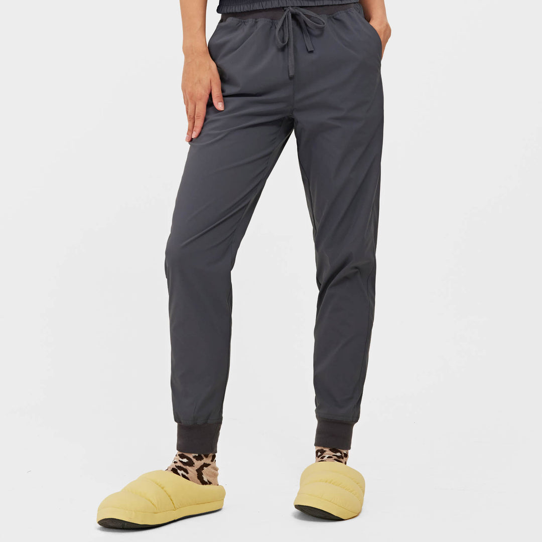 Harper Women's 6 Pocket Jogger Pant - HomeTowne Studios